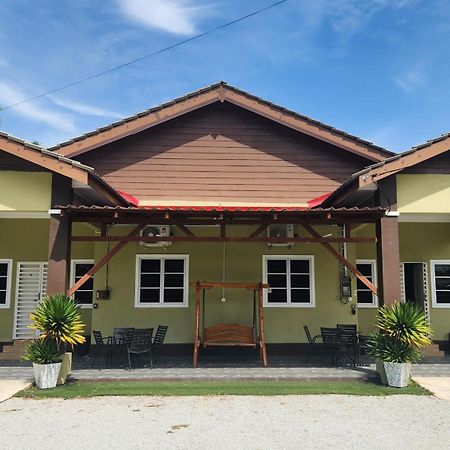 Nipah Homestay Kuala Besut Екстериор снимка